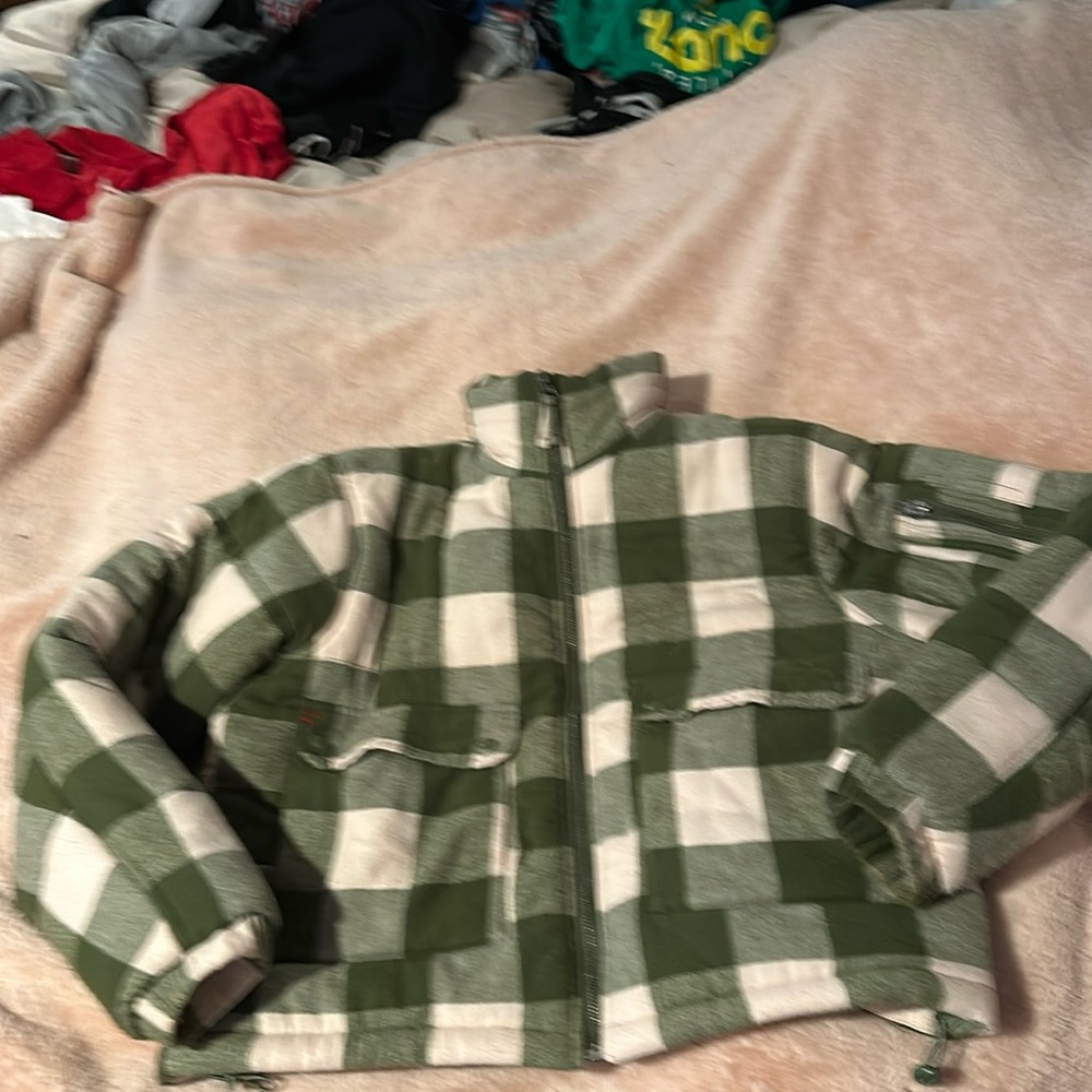 BDG COAT SIZE SMALL